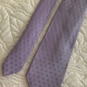 Isaia Lilac patterned  tie. 100% silk. Made in Italy (Napoli). Www.isaia.it